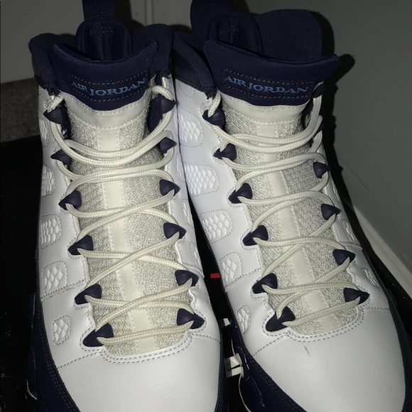 Jordan 9 UNC - Picture 2 of 3